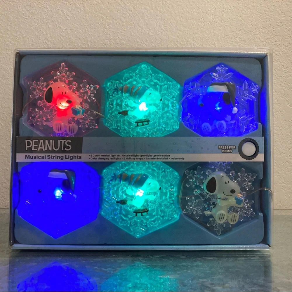 Peanuts Musical String Lights - Picture 4 of 10